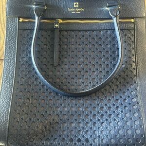 Like new Kate Spade purse. 13” H x 13”W x 7” inside zipper compartment